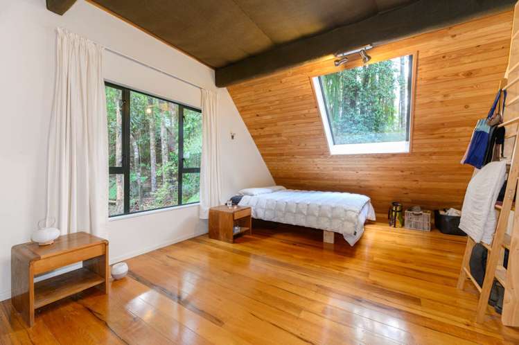 8 Kauri Loop Road Oratia_12