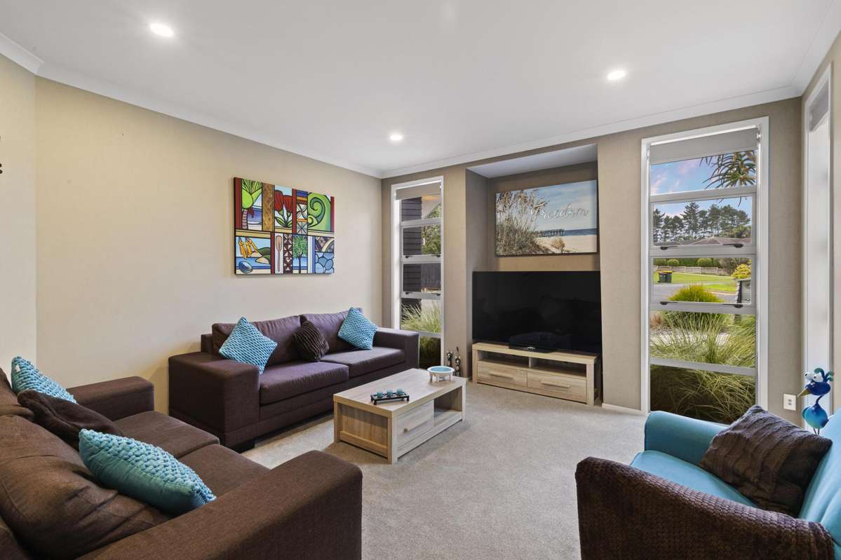 67 Lough Bourne Drive_1