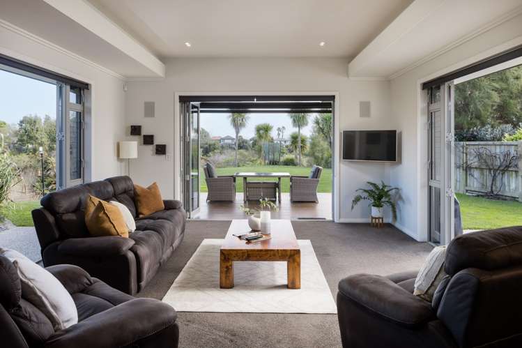 142 Saint James Drive Huntington_14