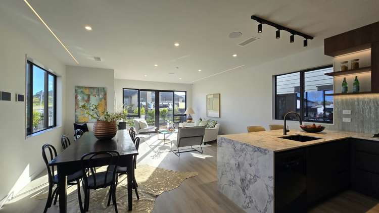 98 Parish Drive_1