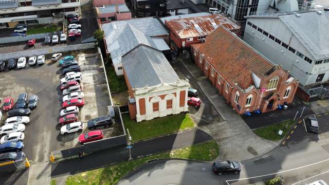 Central commercial space