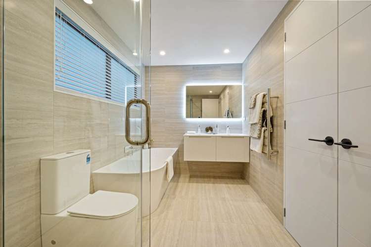 27 King George Avenue Epsom_11