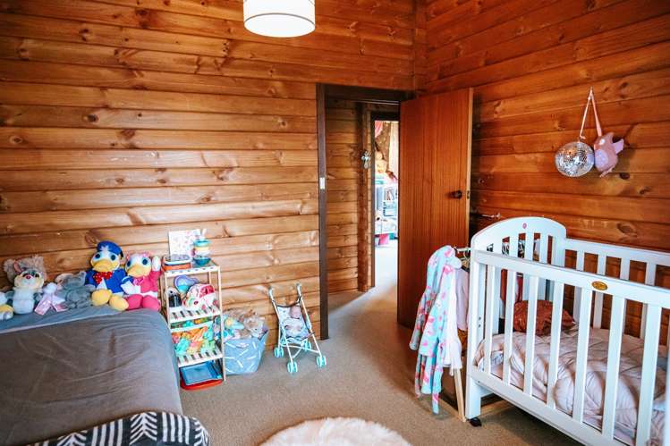 134 Lagoon Avenue Albert Town_6