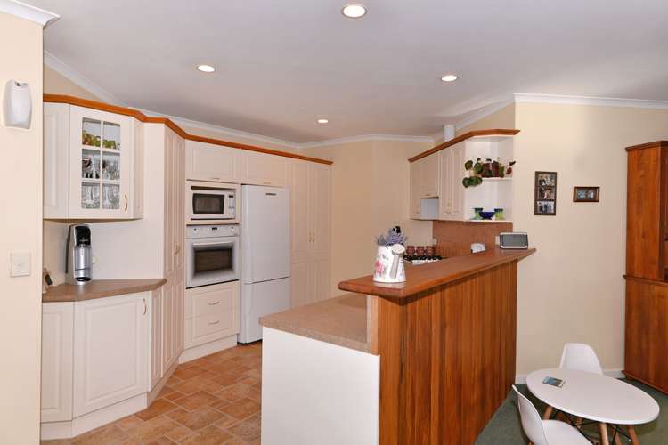 96 Templemore Drive Richmond_5