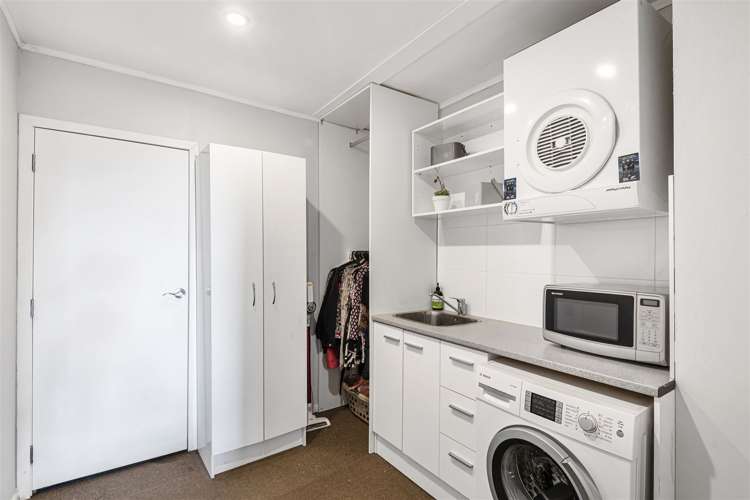 103a Glengarry Road Glen Eden_18