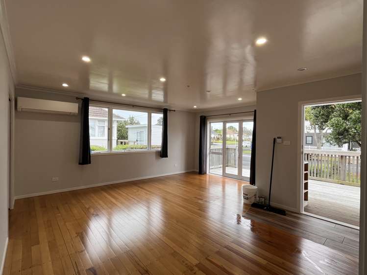 17 Tuakiri Street Point England_1