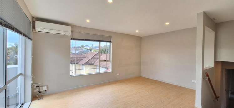 3A Pittville Place 11401_1