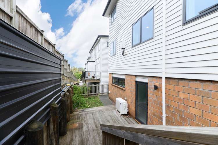 33d Wairau Road Forrest Hill_31