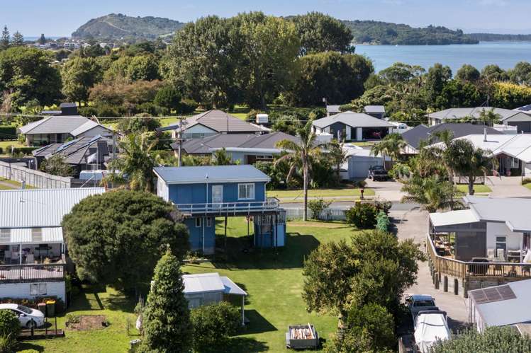 54 Athenree Road Athenree_16