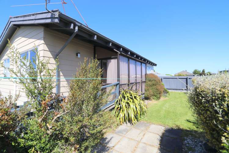 2/246 Crinan Street Appleby_20