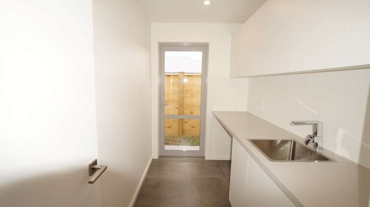 68 Stace Hopper Drive One Tree Point_13