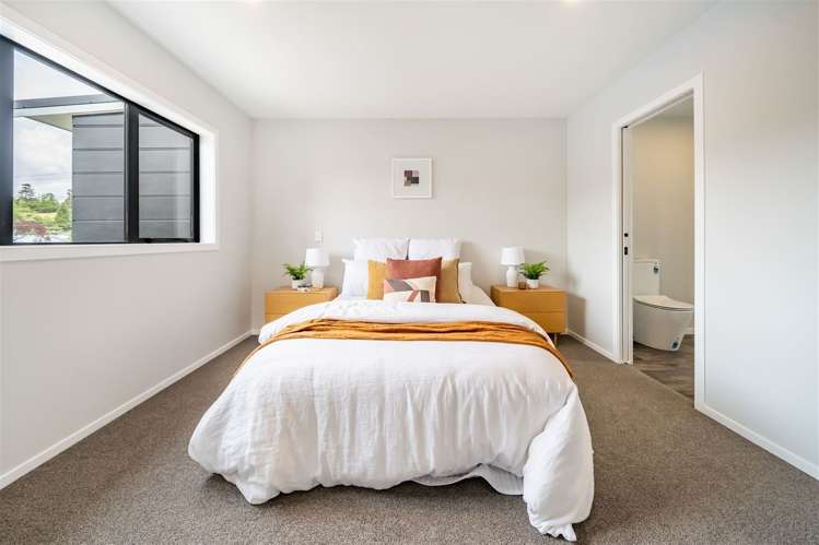 42b Moeraki Road Maoribank_11