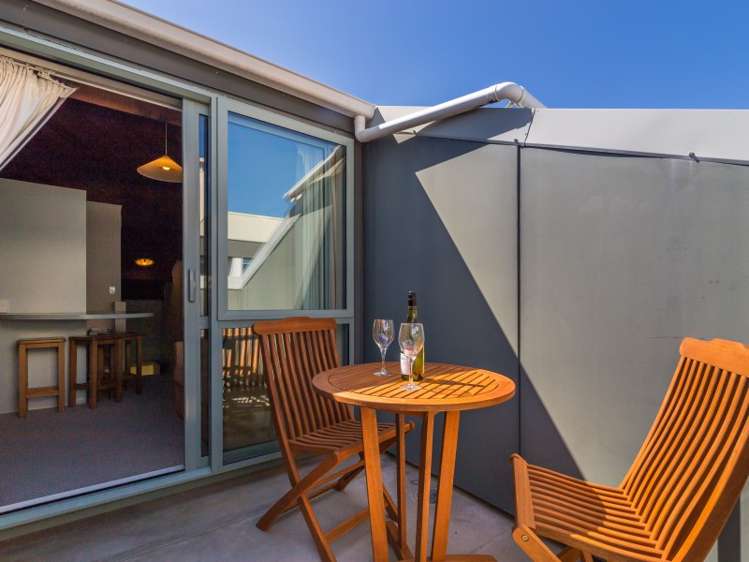 18/220 Thorndon Quay Pipitea_7