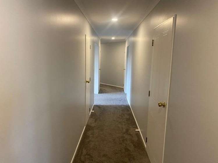 11 Shelter Grove Frankleigh Park_11