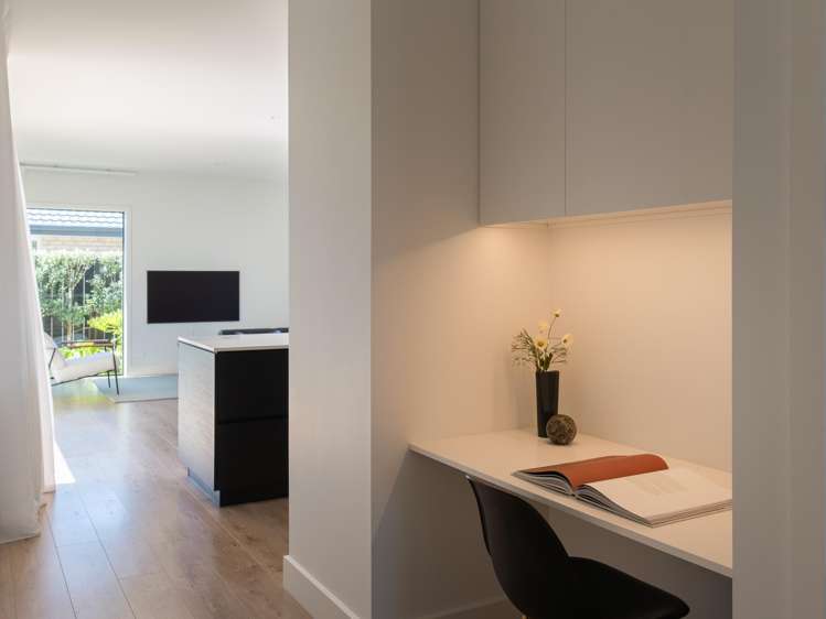 8 Upton Lane Richmond_13