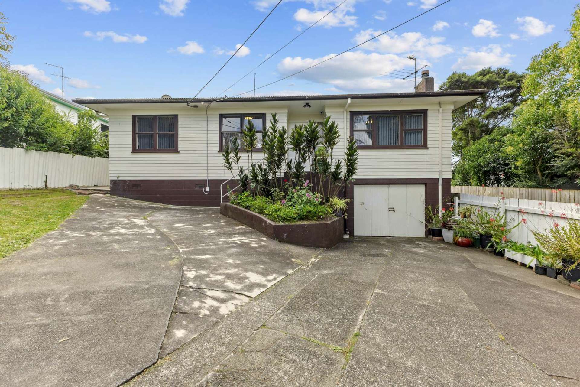 293 Swanson Road Ranui_0