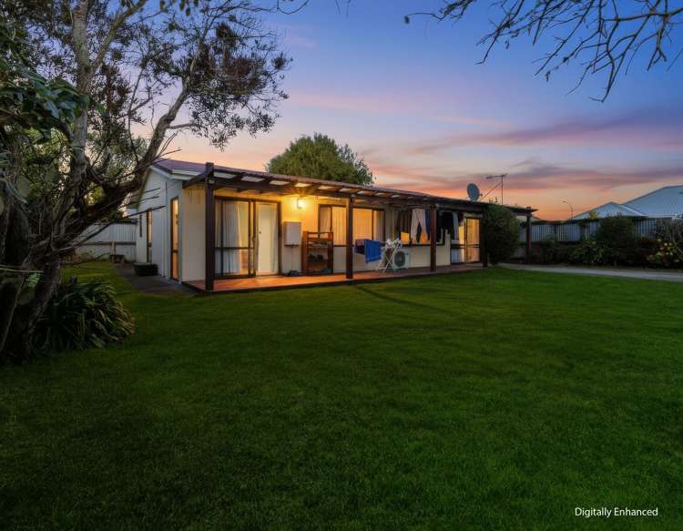 2/1101 Cunningham Crescent Mayfair_15