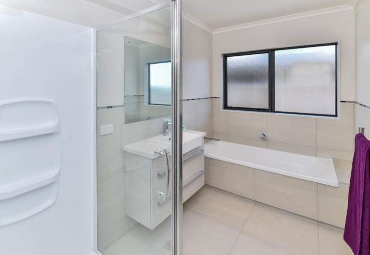 9 Kirkaldy Street Wattle Downs_10