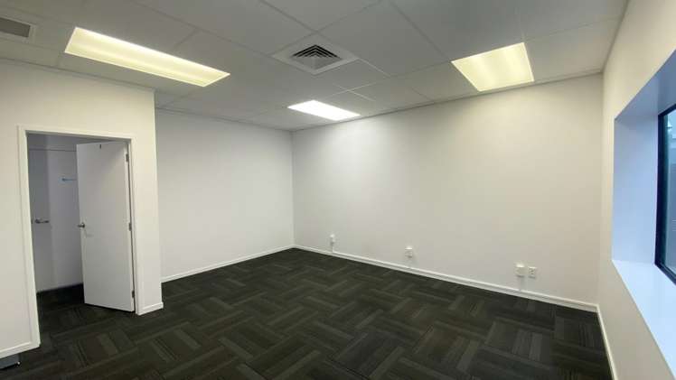 Tenancy 4/17 Banks Avenue Mt Maunganui_5