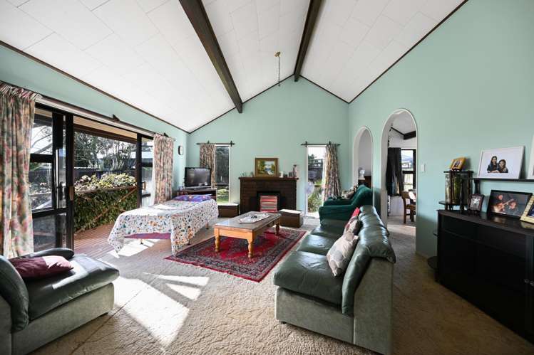 8 Elmwood Crescent Pukete_6