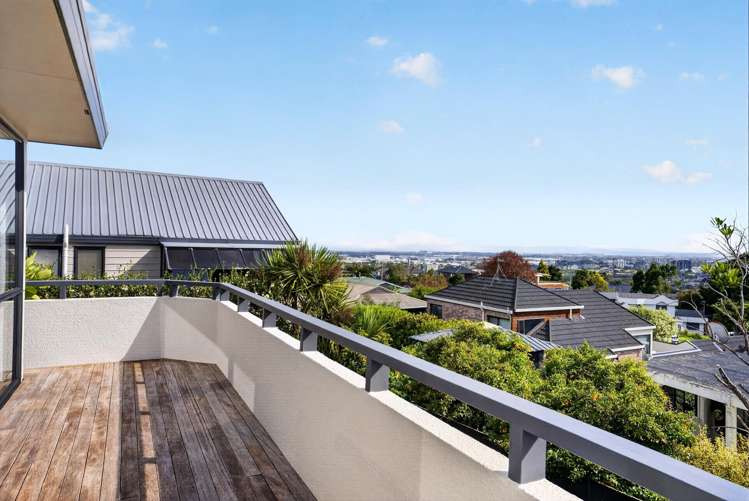 1/6 Calluna Crescent Totara Heights_13