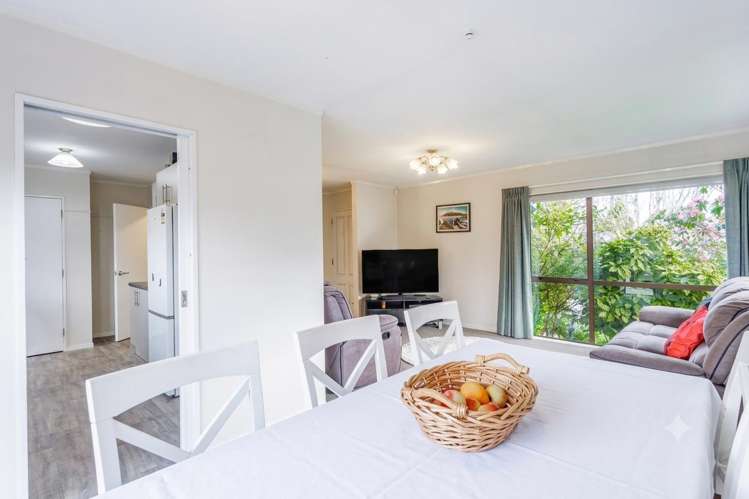 14 Delaware Grove Totara Park_4