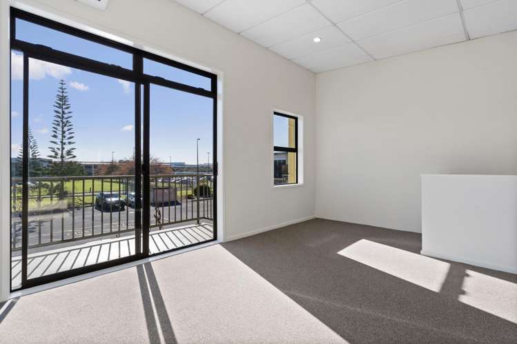 9/13 Laidlaw Way East Tamaki_7