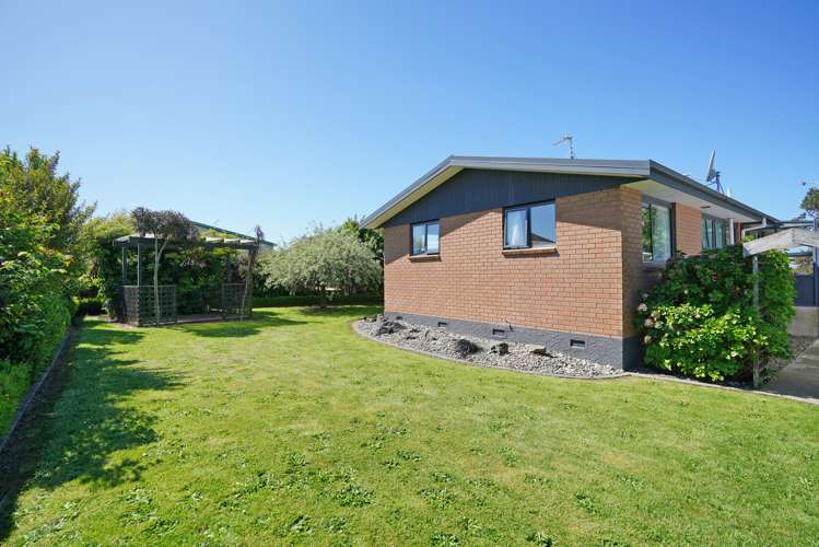 13 Kelso Place Strathern_14