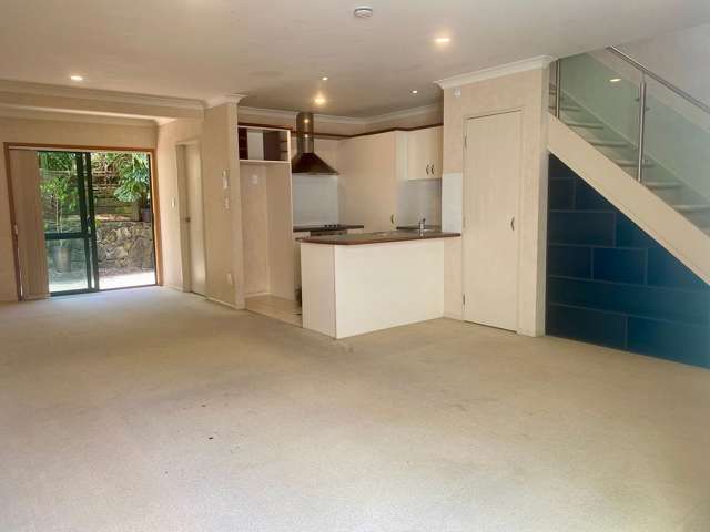 404G Ellerslie-Panmure Highway Mount Wellington_1