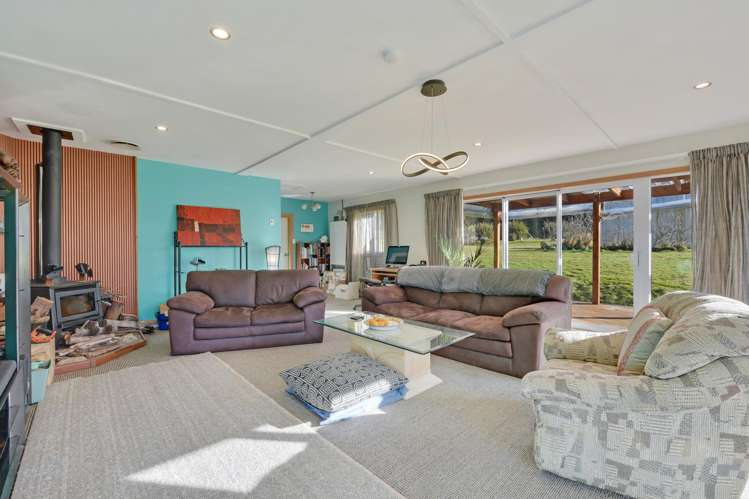 111 Bates Road_4