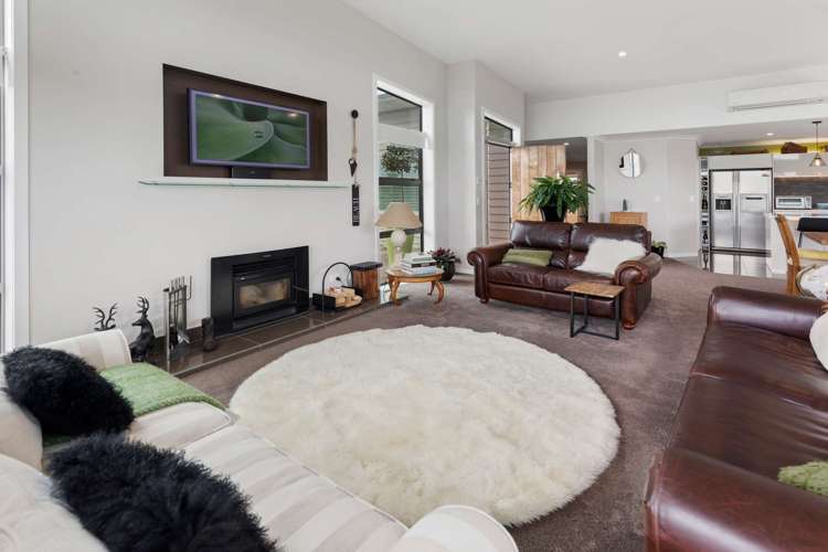 3 Ngati Huia Place Waitarere Beach_6