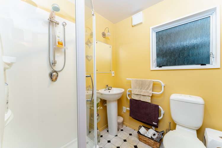 6 Rosehill Road Macandrew Bay_22