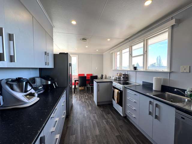 31 Clifford Street Balclutha_2