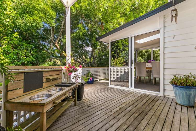 36 Springtime Crescent Stanmore Bay_27