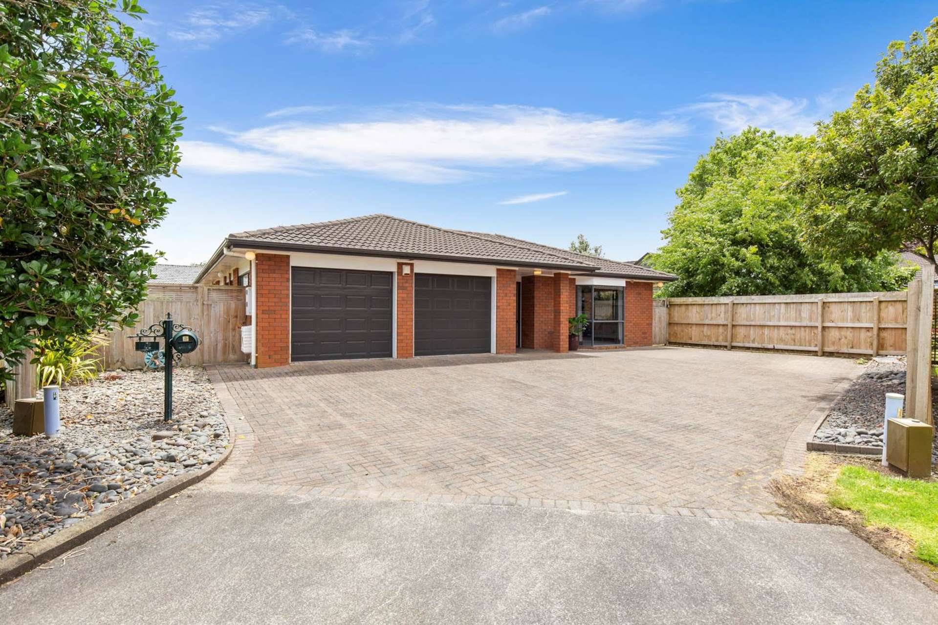 7 Trossach Place Wattle Downs_0