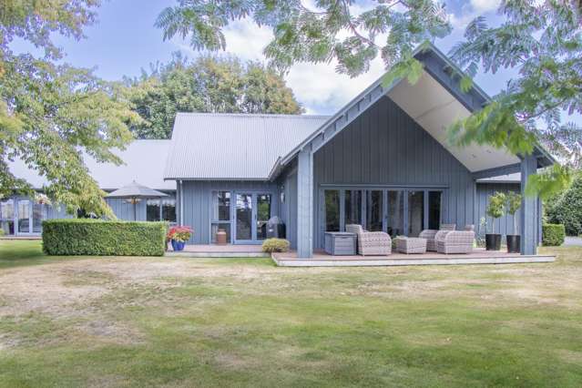 Idyllic Rural Retreat – 993 Whirinaki Valley Road