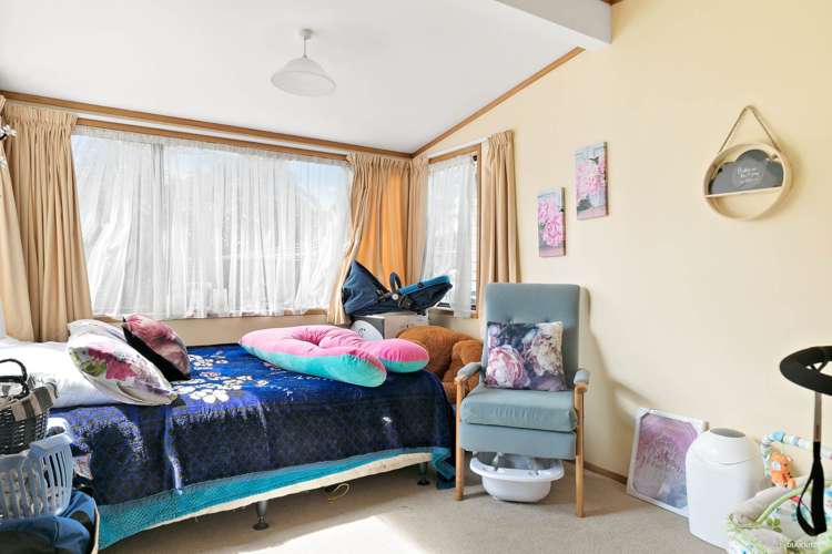 207 Golf Road Titirangi_9