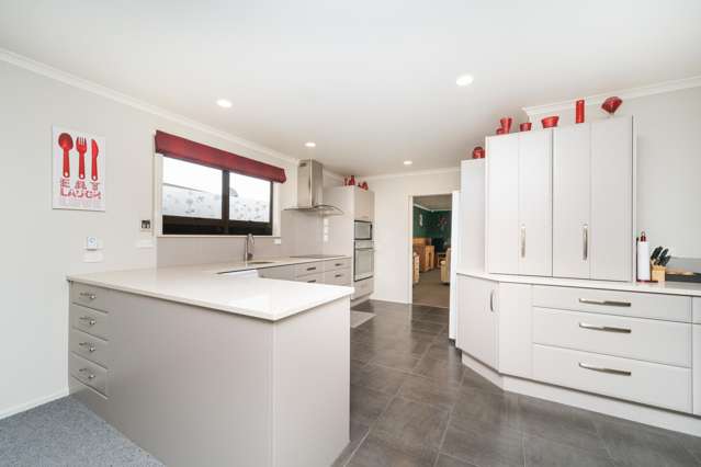 24 Anakiwa Street Kelvin Grove_1