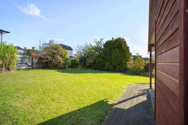 7 Sunrise Lane Te Atatu South_21