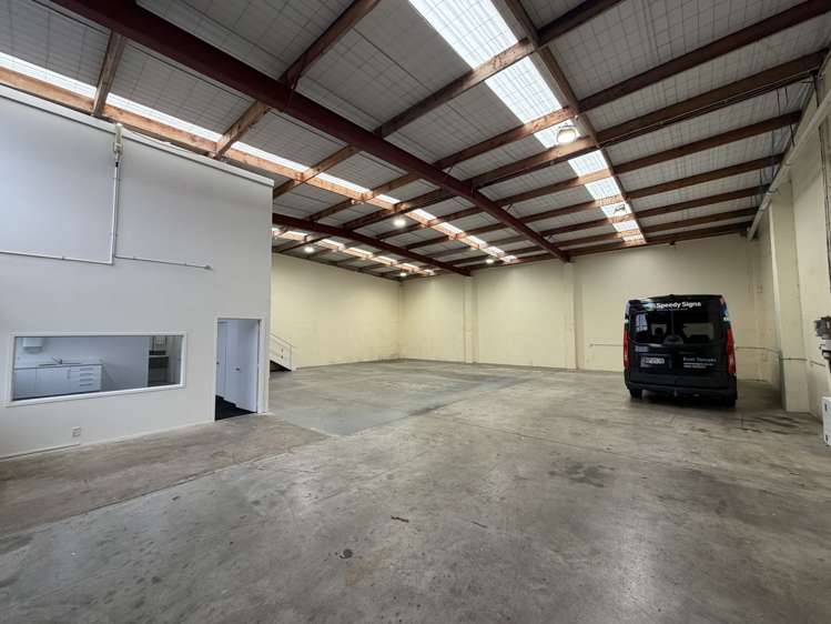 4/24 Sir William Avenue East Tamaki_1