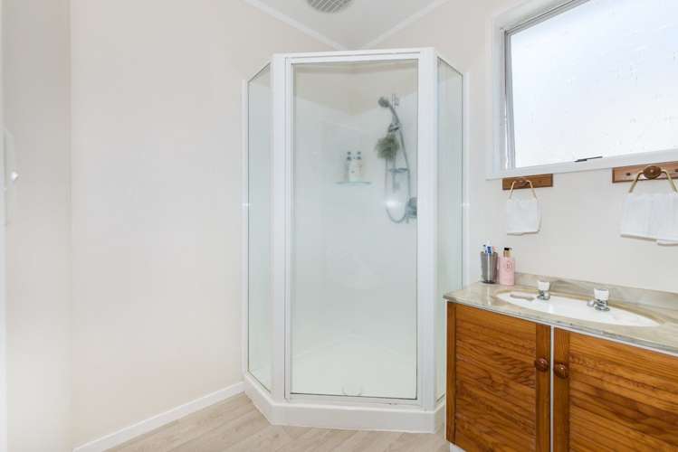 22 Malmo Place Massey_8