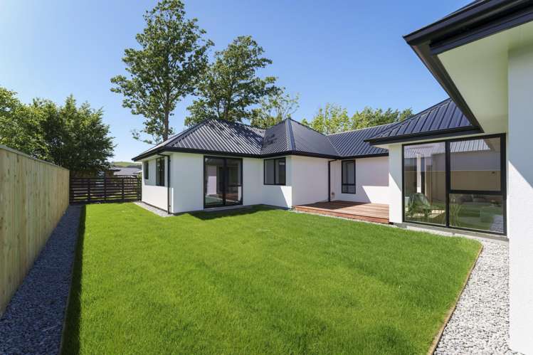 14 Lorenzos Lane Halswell_25