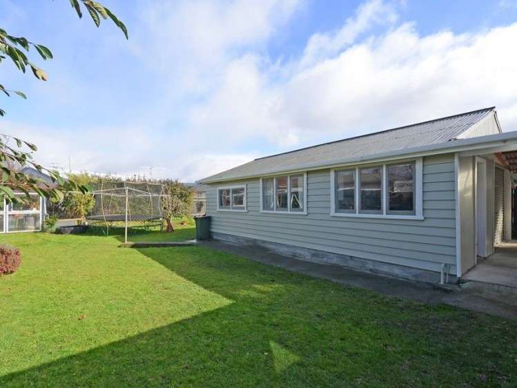 21 Whakatiki Street Trentham_14