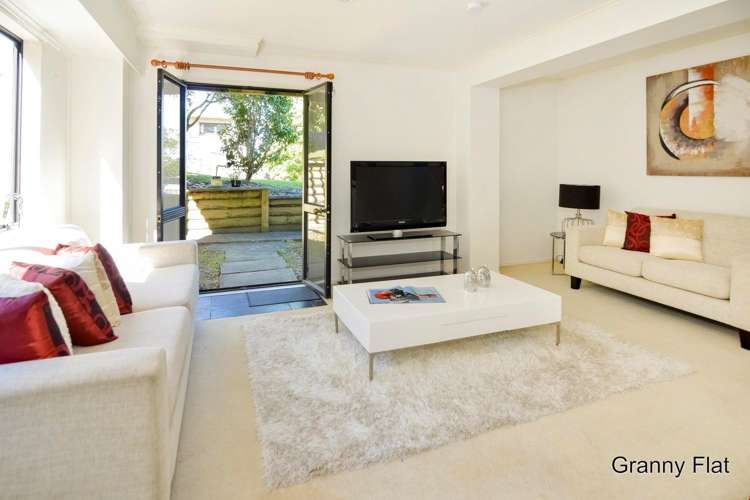 21 Thalia Place Totara Vale_10