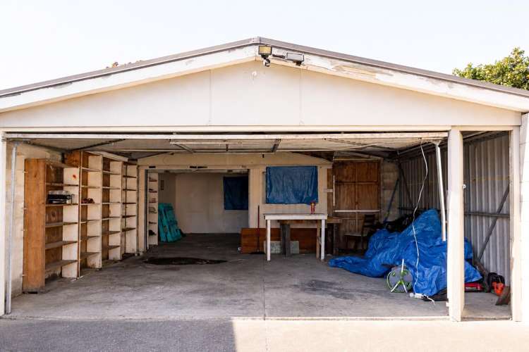 8 Foster Terrace Onekawa_10