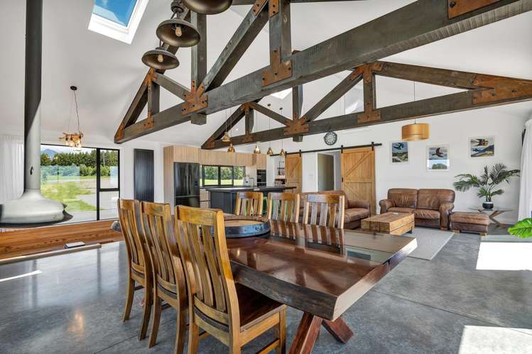 323 Koru Road Koru_6