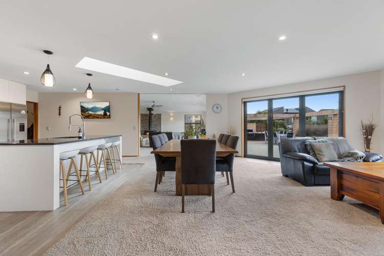 401 Aubrey Road Wanaka_11