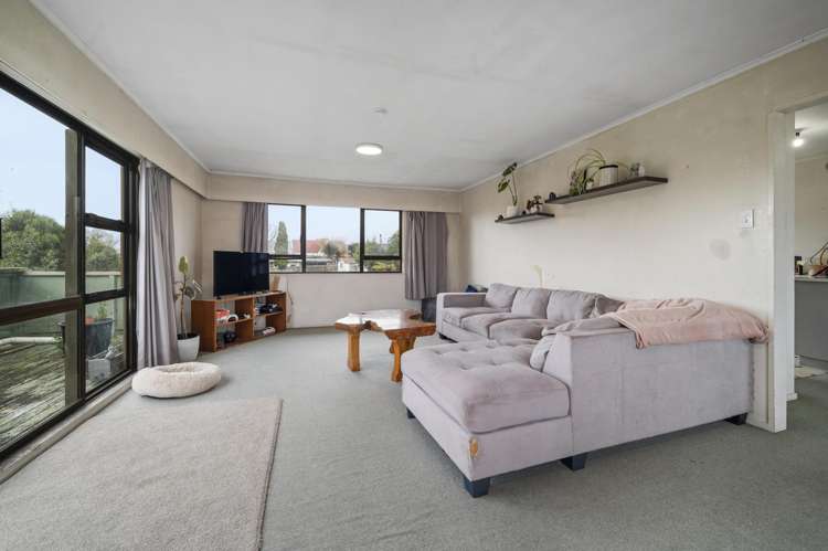 169B Clayton Road Mangakakahi_2