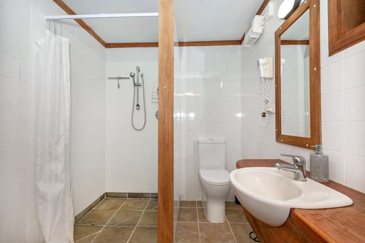 215 Ohiwa Beach Road Waiotahe_40