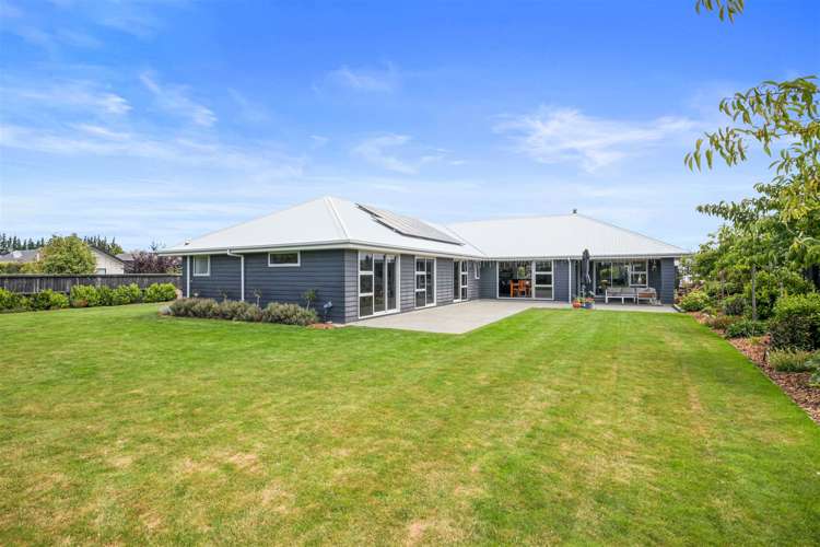 4 Coutts Lane West Melton_18